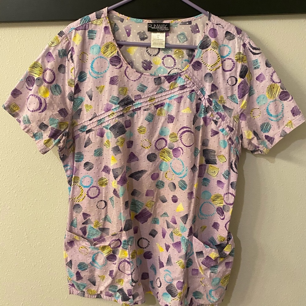 Cherokee scrub top